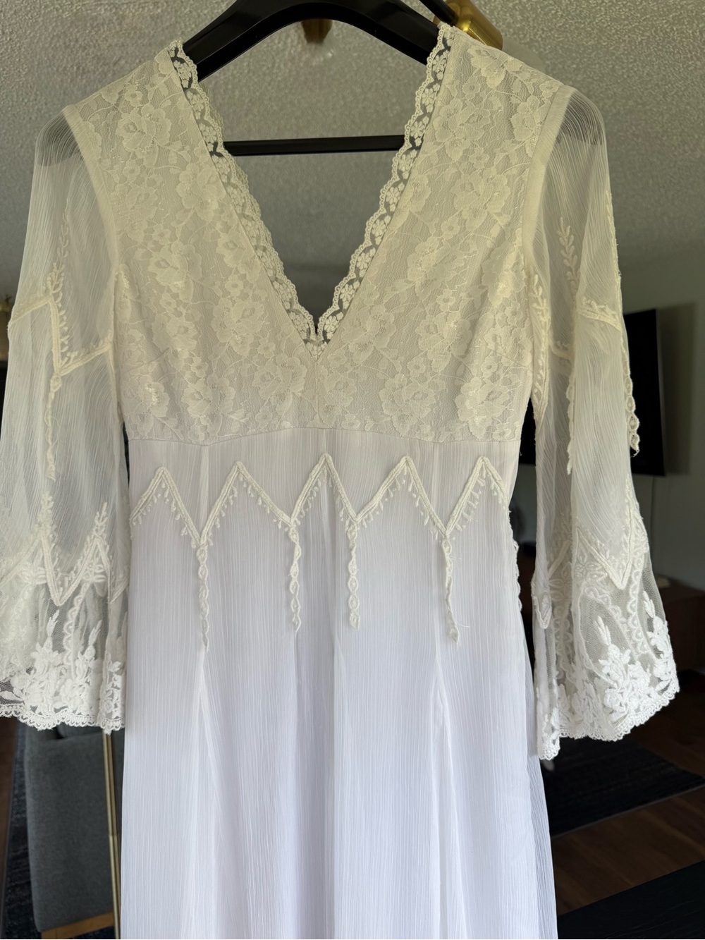 Free People/Candela Collab pleated organza/embroidered lace V-Neck Boho Dress - Picture 13 of 14